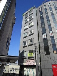 マンションベガの物件外観写真